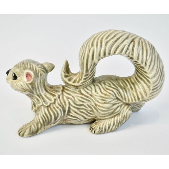 Ceramic Handpainted Gray Speckled Squirrel 2005 Dated Signed - Picture 5 of 7